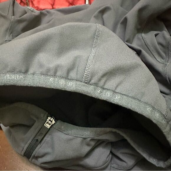 FOURLAPS X PELOTON Men’s Jacket Gray L - Picture 4 of 13